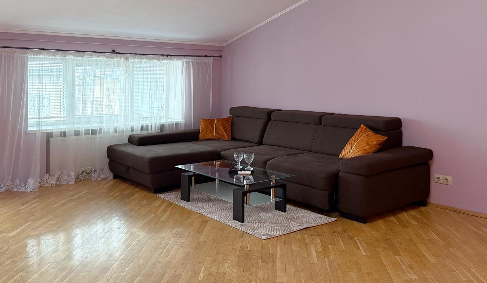Grand Apartments On Rynok Square Lviv Exterior photo